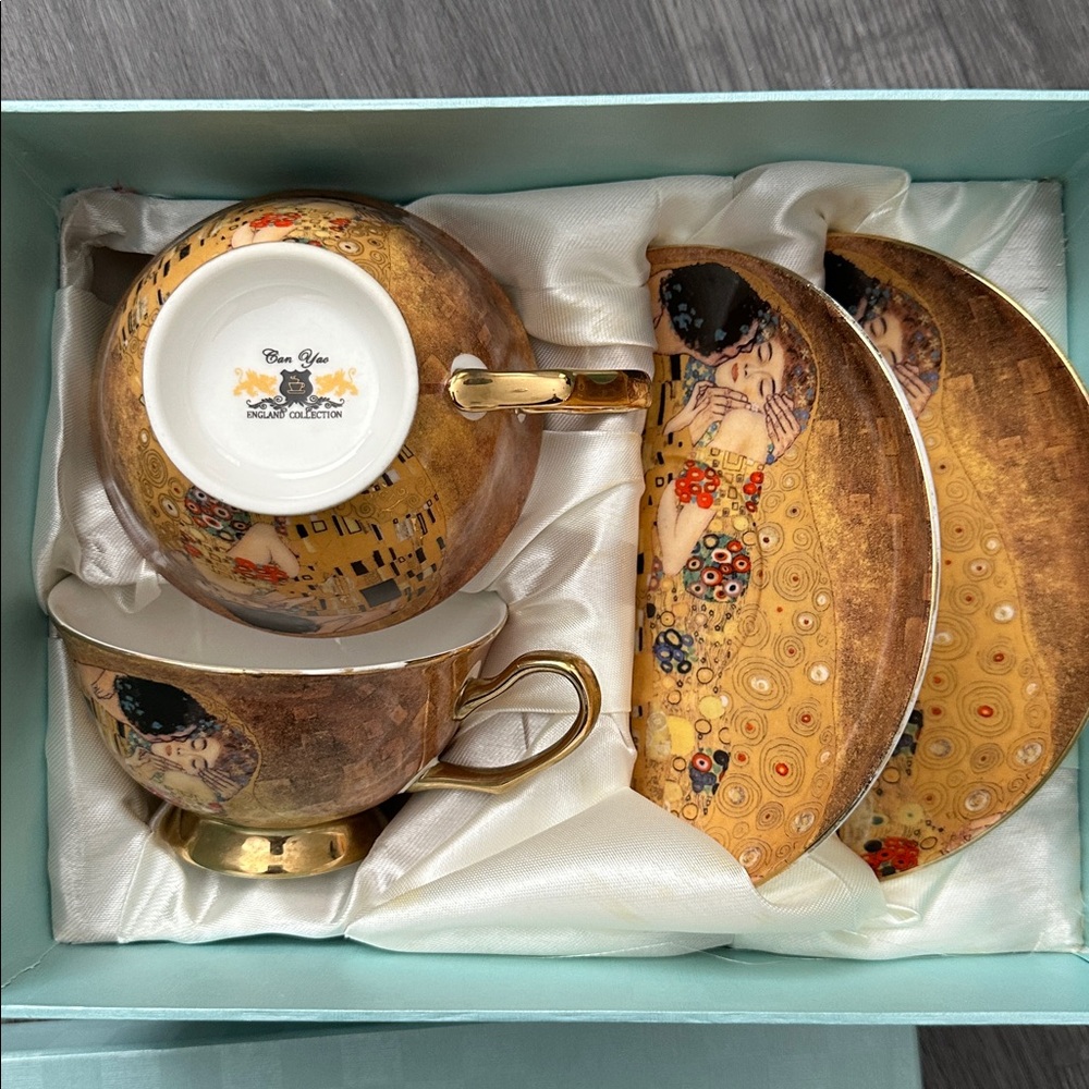 Can Yao England Collection Gustav Klimt's The Kiss Ceramic Coffee Tea Mug Set - Picture 3 of 6